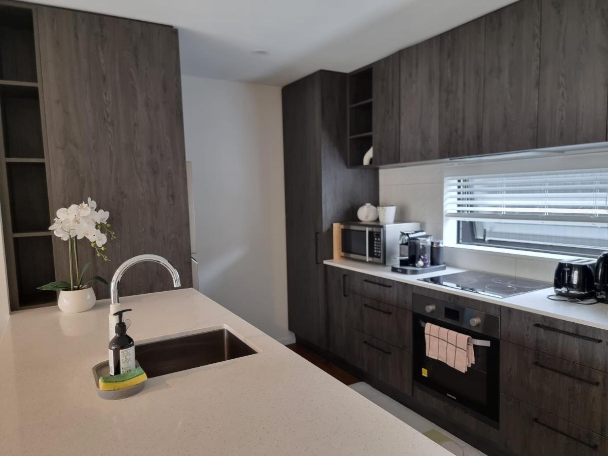 Villa Addington Townhouse With Carpark 8Mins Walk To Hagley Park South Christchurch Exterior foto